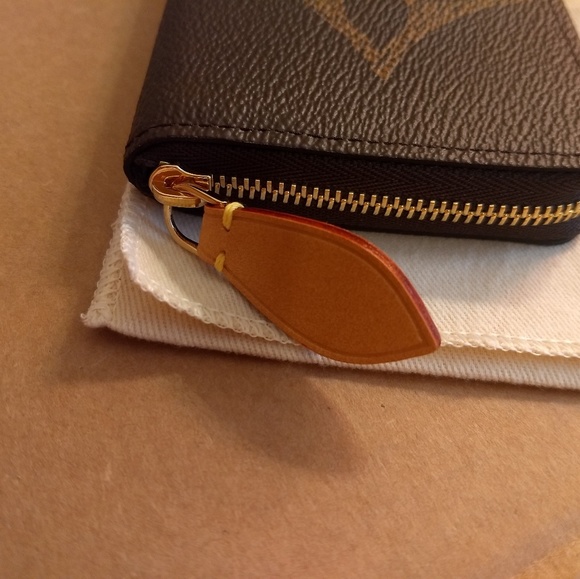 Louis Vuitton Giant Monogram Zippy Coin Purse - Picture 4 of 8